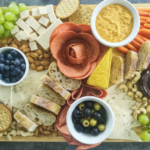 vegan-charcuterie-board-7